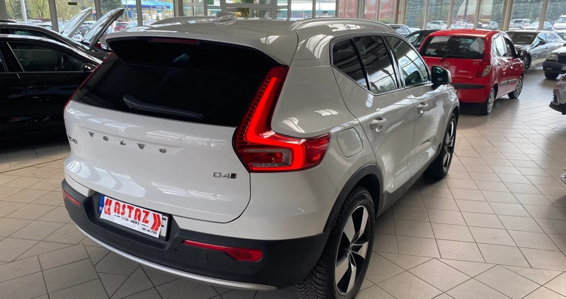 Volvo XC 40 cena 114900 przebieg: 67000, rok produkcji 2018 z Mikstat małe 301